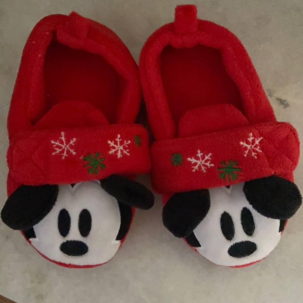 Mickey winter slippers red size 7/8
